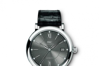 一款表戴出不同风格 靠的是可随意换的腕表表带