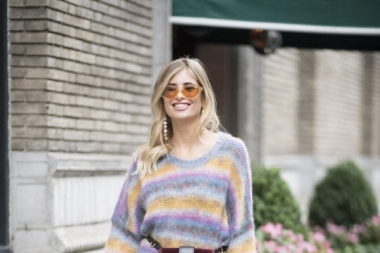 今年秋天，纯色毛衣输给了条纹毛衣！