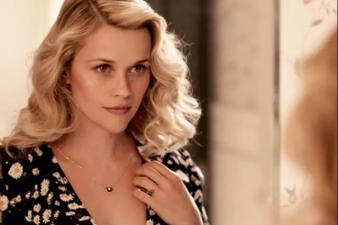 她是芭比娃娃的原型，也是充满少女感的影后