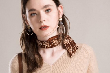 圣诞日常妆怎么画 不夸张又有节日气氛