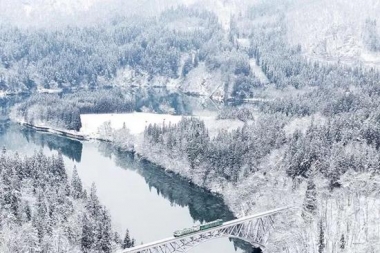 日本这个冷门雪乡美过北海道 还能打卡取景地