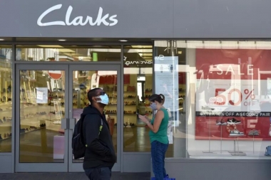 或将结束家族控股时代 传英伦鞋履品牌Clarks将被李宁收购