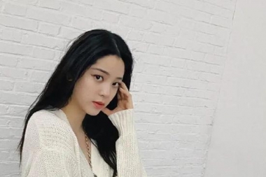 大牌新春系列有多“牛” 竟引得女星纷纷撞衫又撞包