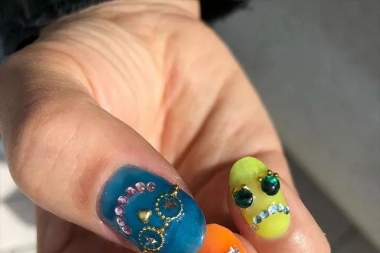 深扒INS美甲大咖流行款 足不出户DIY美甲