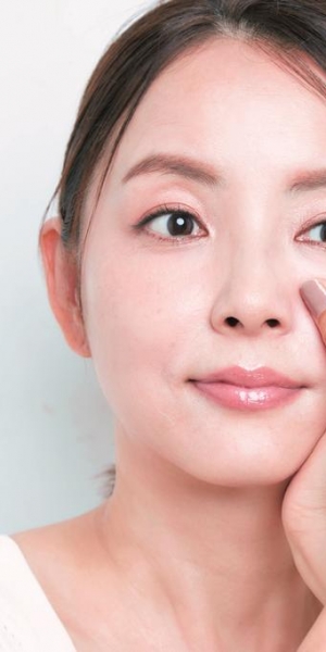 法令纹、木偶纹和下颌线，如何对付显老的三条纹？